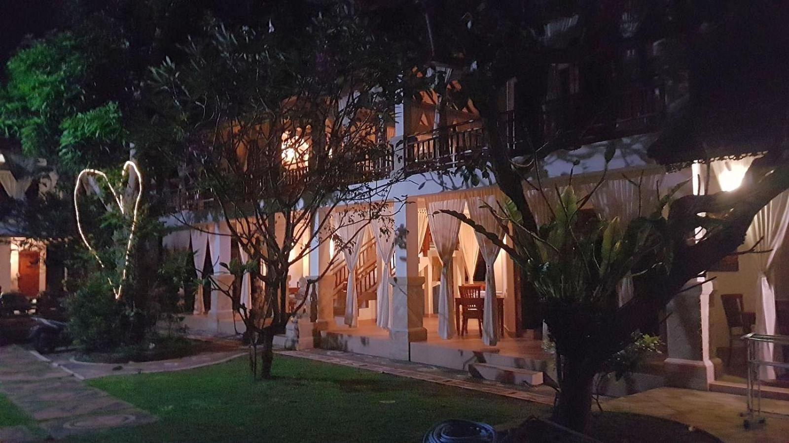 Villa Jakaranda And Villa Marakuya Lovina  Room photo